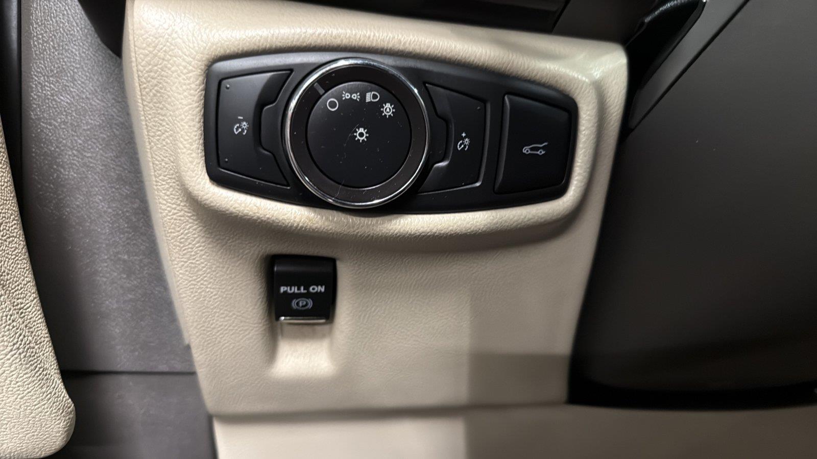 2017 LINCOLN MKX  at Diehl Automotive