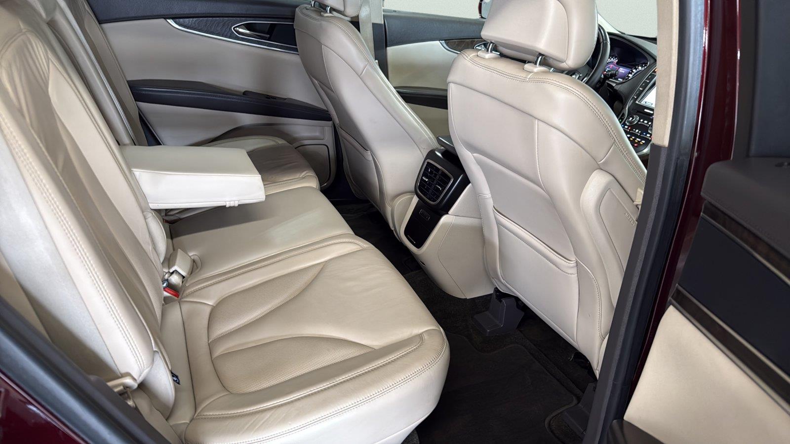 2017 LINCOLN MKX  at Diehl Automotive