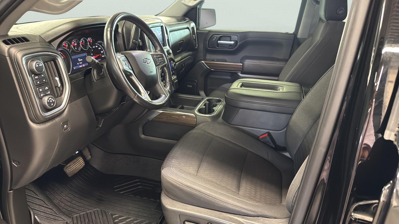 2021 Chevrolet Silverado 1500 LT Trail Boss at Baglier Buick GMC Mazda