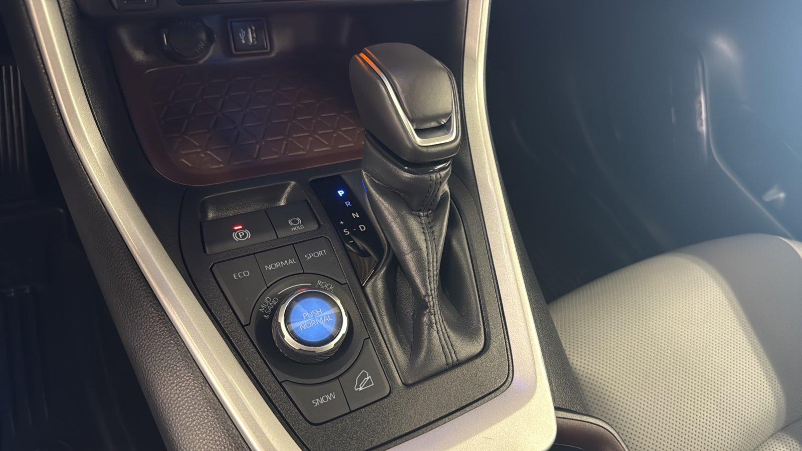 2025 Toyota RAV4 Limited at Altoona Honda