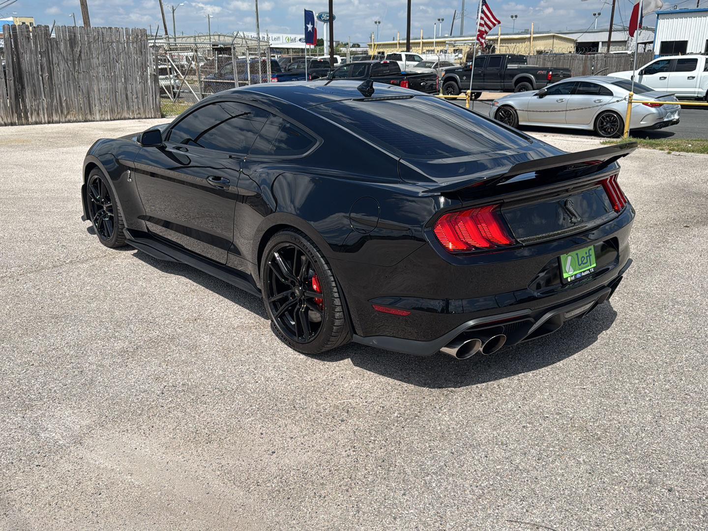 View vehicle photo 5