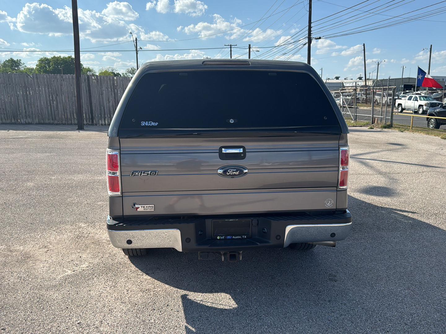 View vehicle photo 6