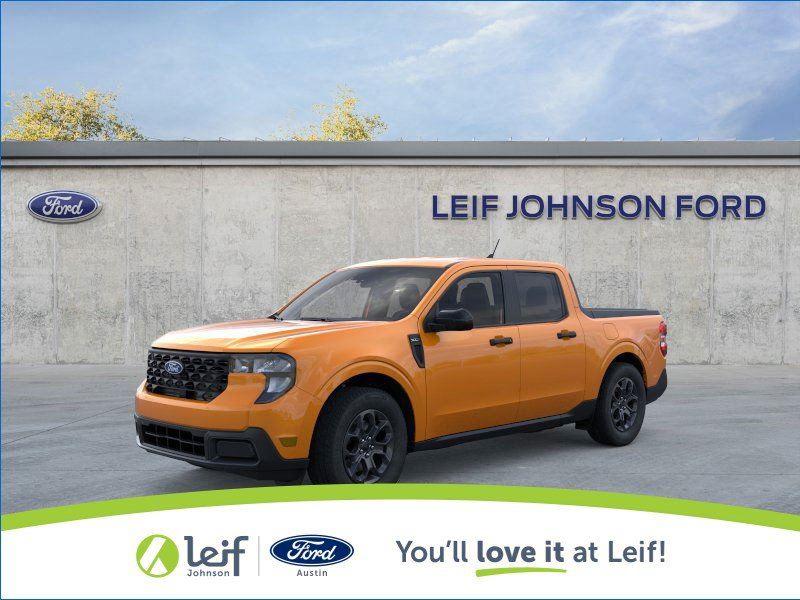 Orange Fury Metallic Tri-Coat 2026 Ford Maverick XLT SuperCrew AWD Pickup Truck All-Wheel Drive 8-Speed Automatic