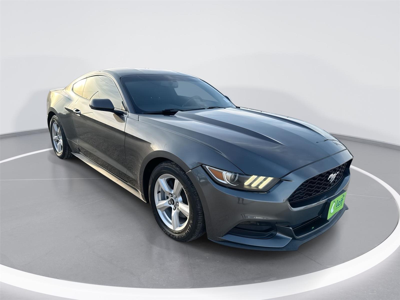 2017 Ford Mustang V6 Coupe RWD