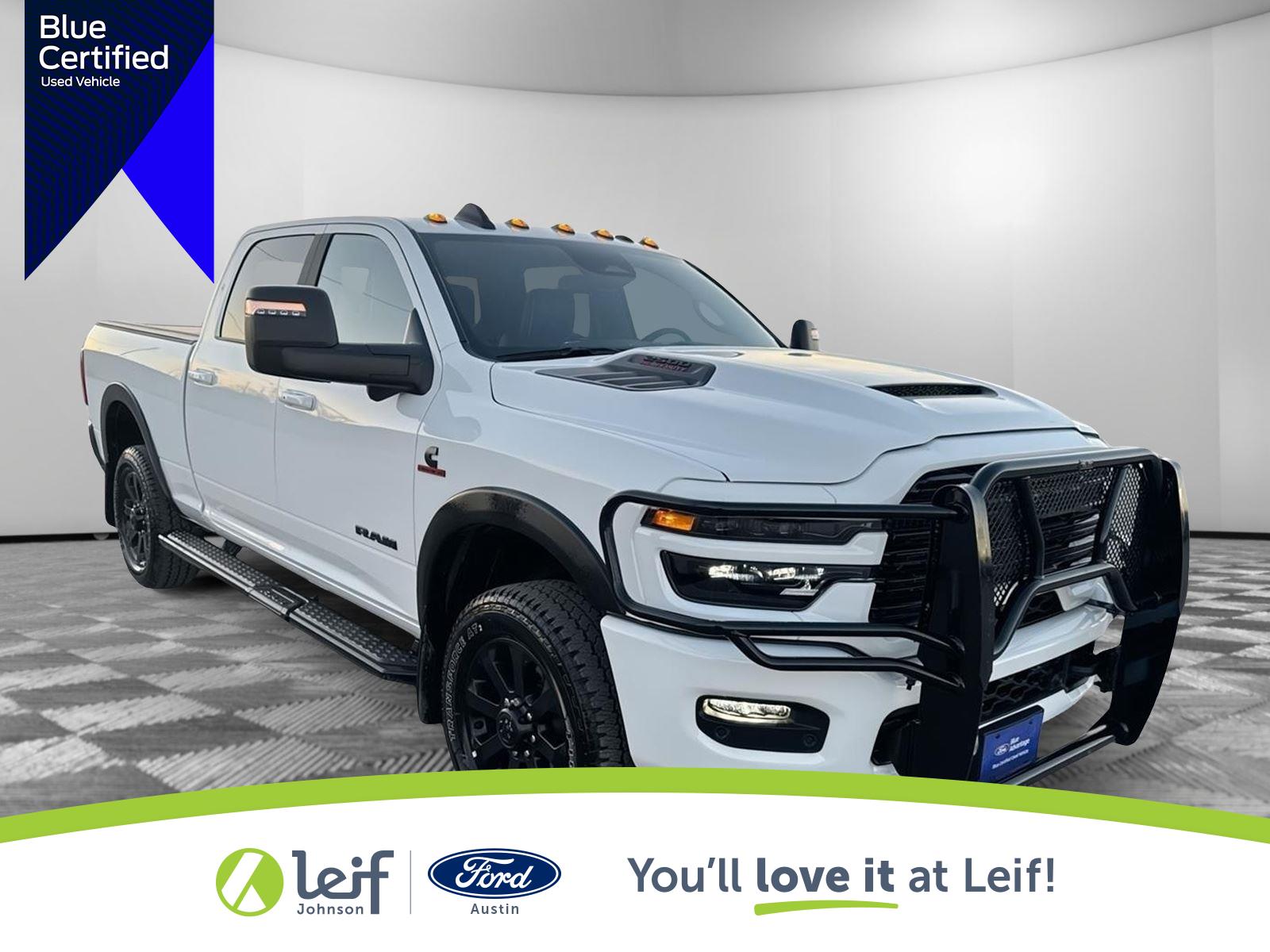 Bright White Clearcoat 2026 RAM 2500 Laramie Crew Cab 4WD Pickup Truck Four-Wheel Drive 8-Speed Automatic