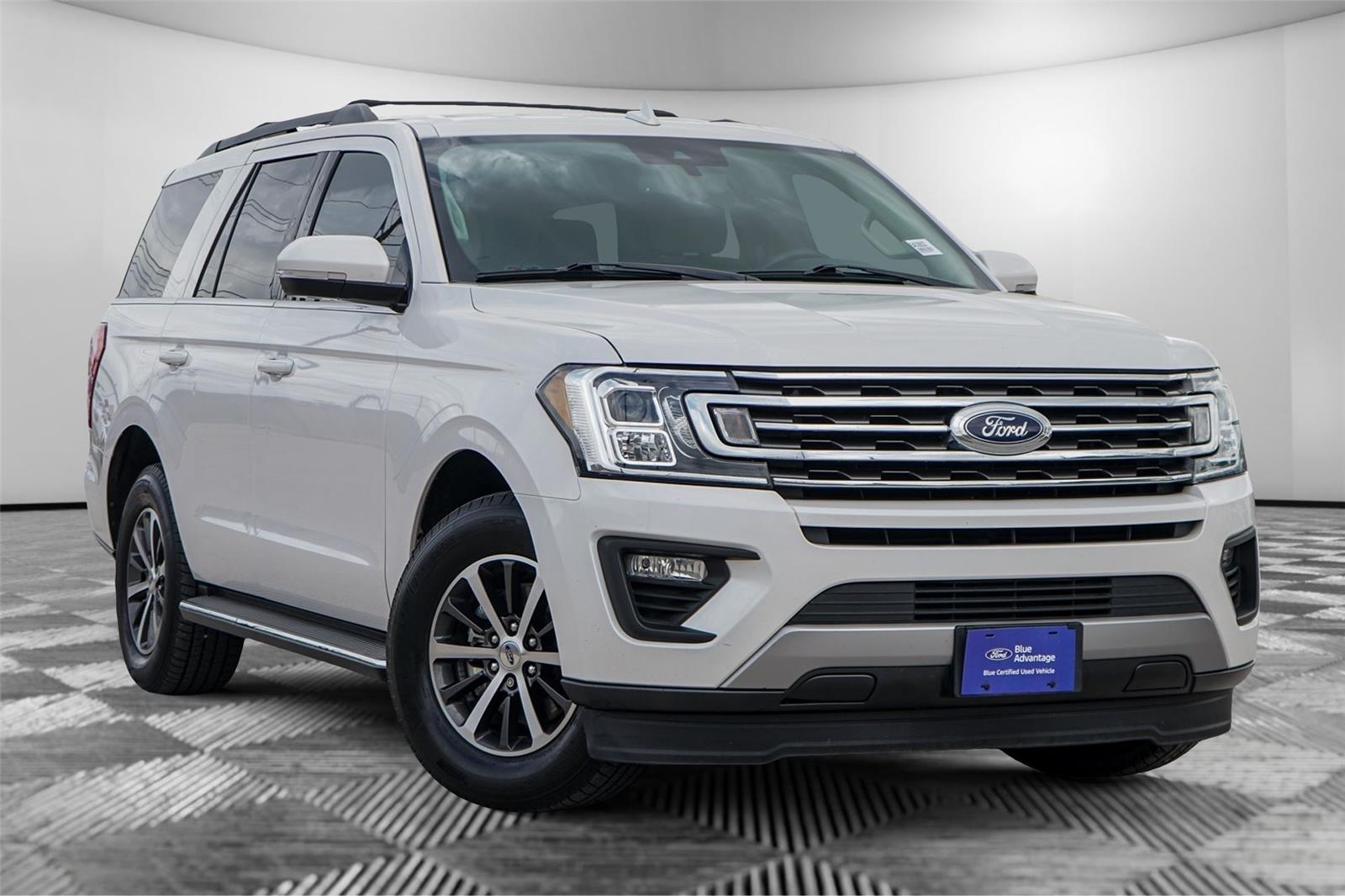 White Platinum Metallic Tri-Coat 2018 Ford Expedition XLT SUV / Crossover 4X2 Automatic
