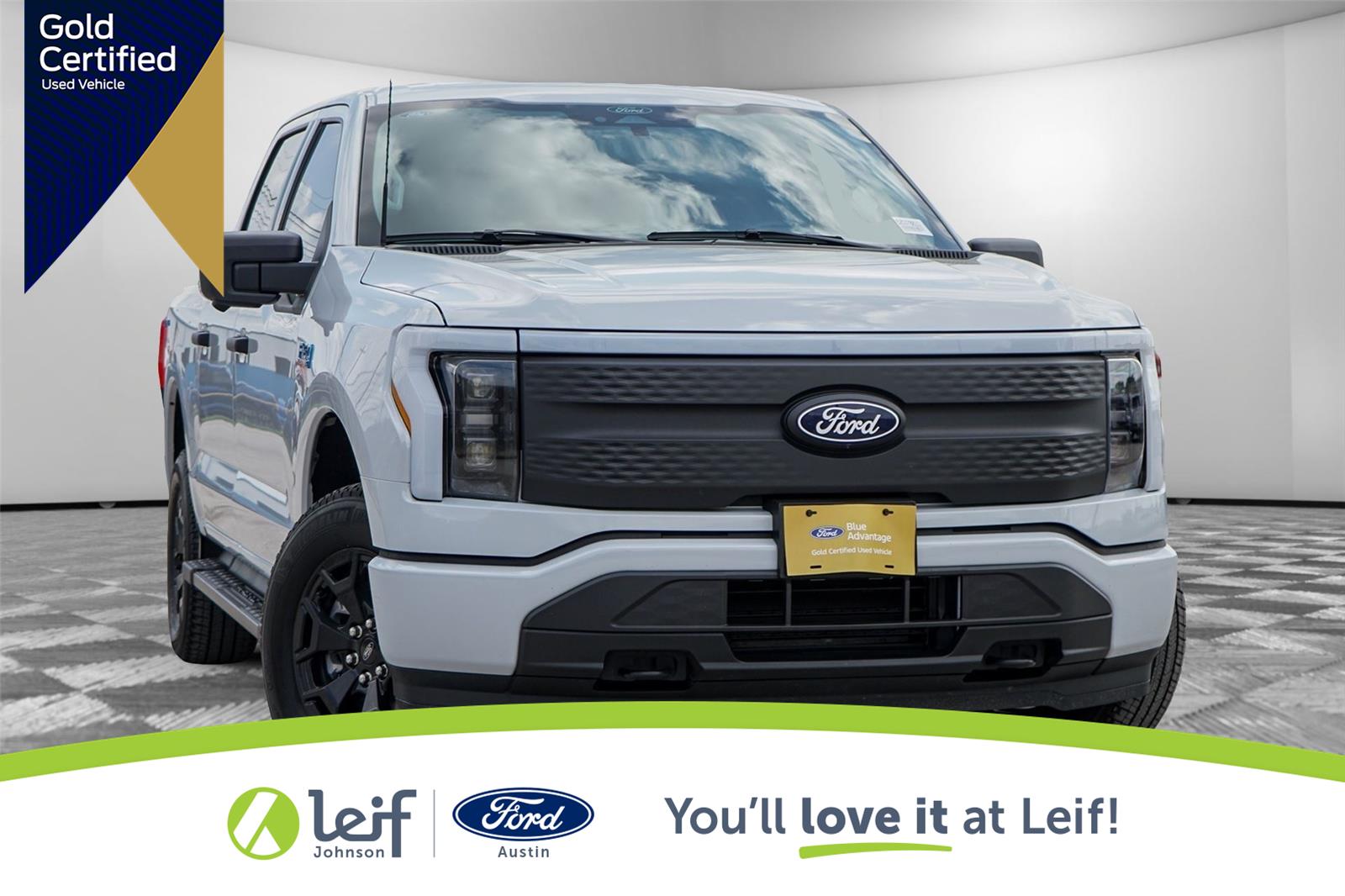 Space White 2025 Ford F-150 Lightning XLT SuperCrew AWD Pickup Truck All-Wheel Drive 1-Speed Dual Clutch