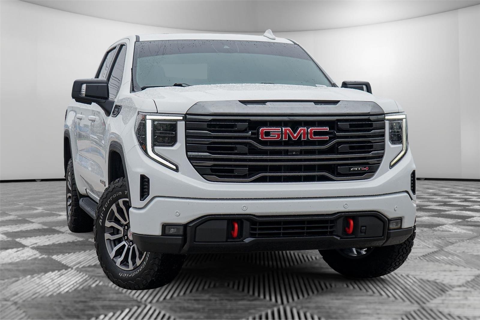 2023 GMC Sierra 1500 AT4 Crew Cab 4WD