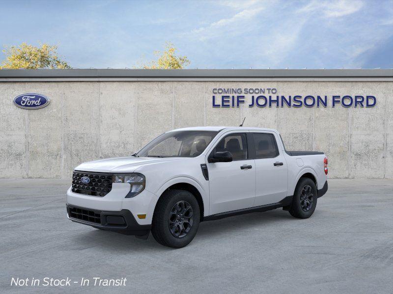 Oxford White 2026 Ford Maverick XLT SuperCrew AWD Pickup Truck All-Wheel Drive Continuously Variable Transmission