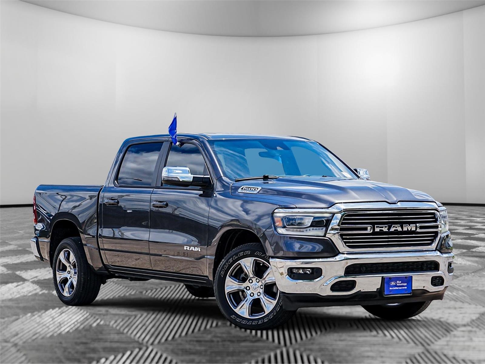 Billet Silver Metallic Clearcoat 2023 RAM 1500 Laramie Crew Cab 4WD Pickup Truck Four-Wheel Drive 8-Speed Automatic