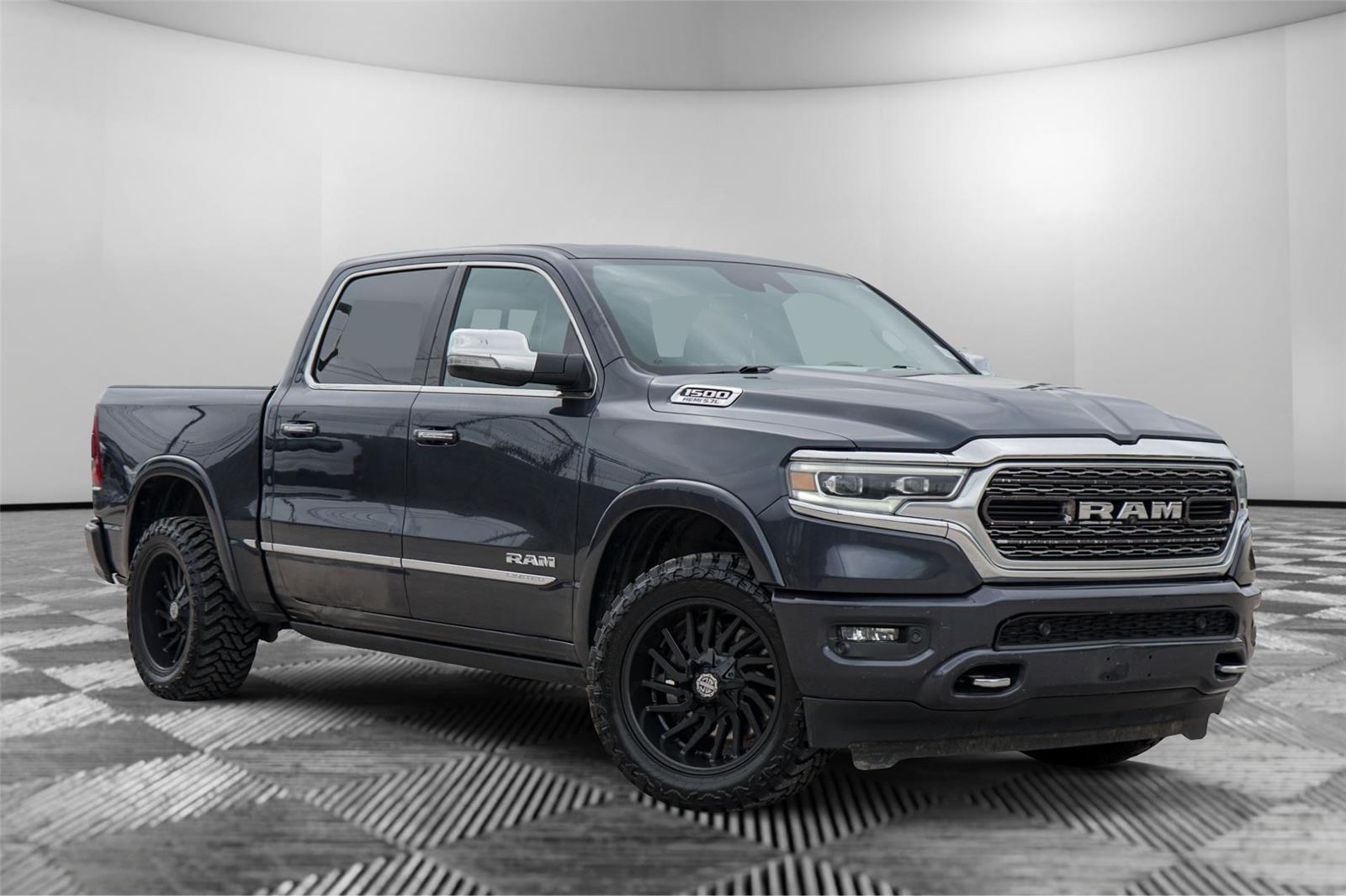Gray (Maximum Steel Metallic) 2020 RAM 1500 Limited Crew Cab 4WD Pickup Truck Four-Wheel Drive 8-Speed Automatic