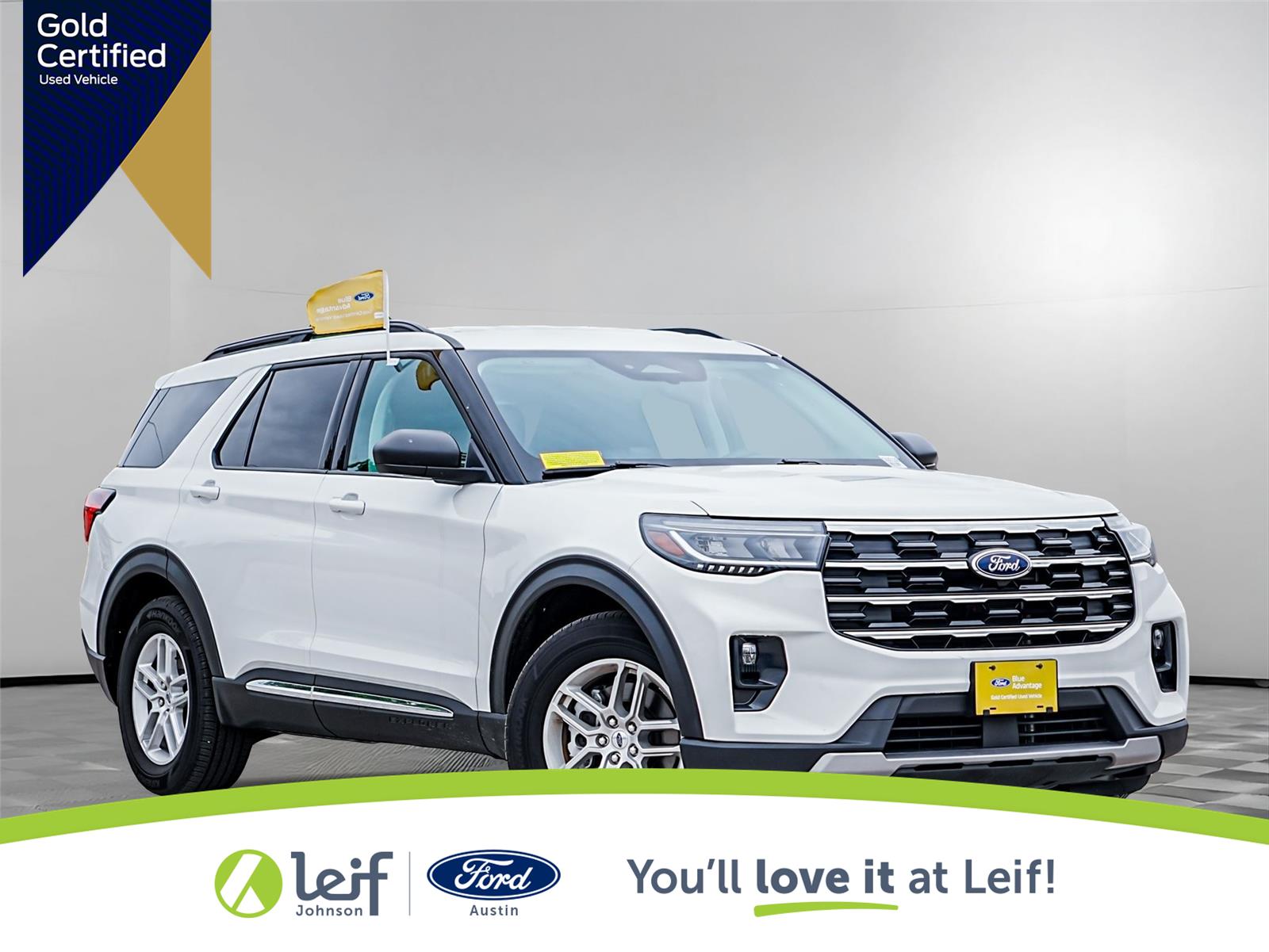 Star White Metallic Tri-Coat 2025 Ford Explorer SUV / Crossover Rear-Wheel Drive Automatic