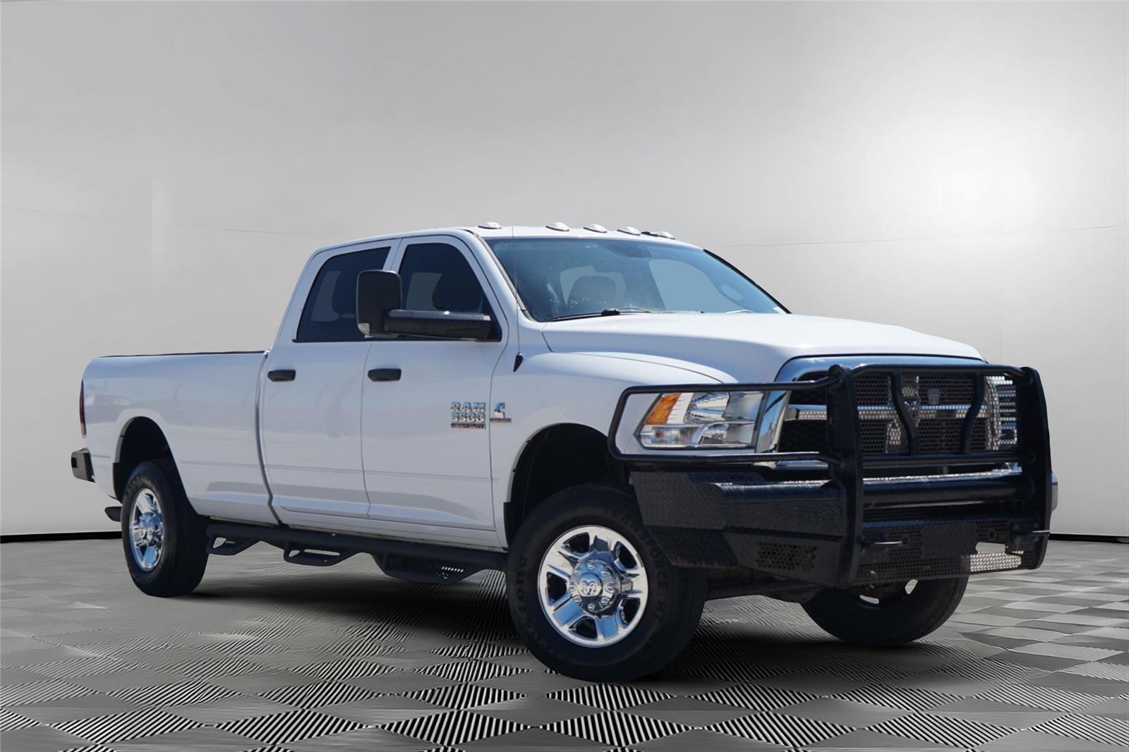 2015 RAM 3500 Tradesman Crew Cab LB 4WD
