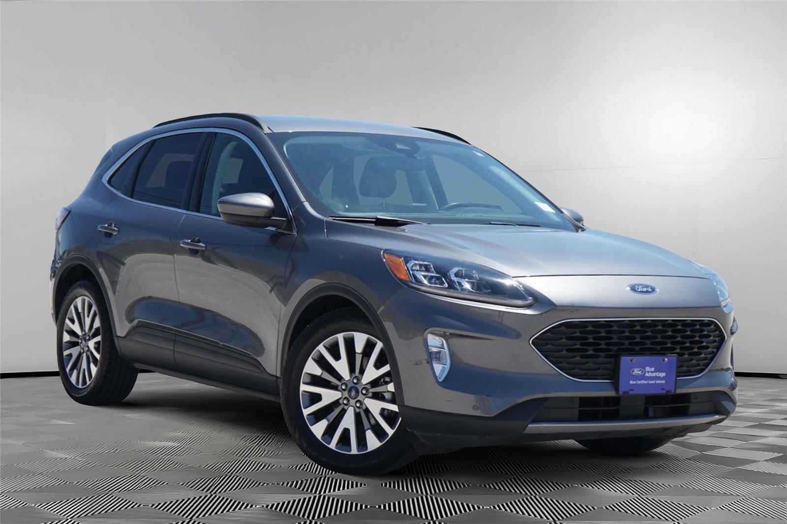 Carbonized Gray 2022 Ford Escape Hybrid Titanium FWD SUV / Crossover Front-Wheel Drive Continuously Variable Transmission