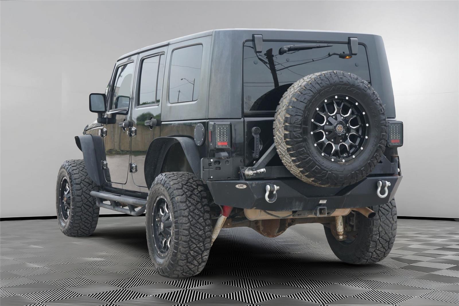 View vehicle photo 6