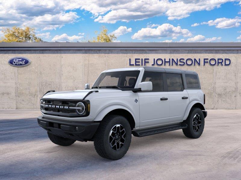 Oxford White 2026 Ford Bronco SUV / Crossover Four-Wheel Drive Automatic