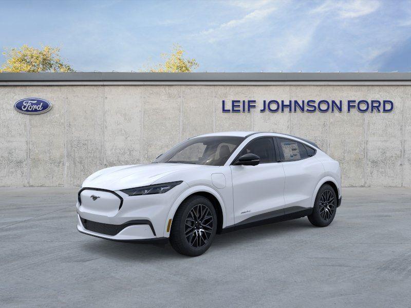 Star White Metallic Tri-Coat 2026 Ford Mustang Mach-E SUV / Crossover Rear-Wheel Drive 1-Speed Dual Clutch