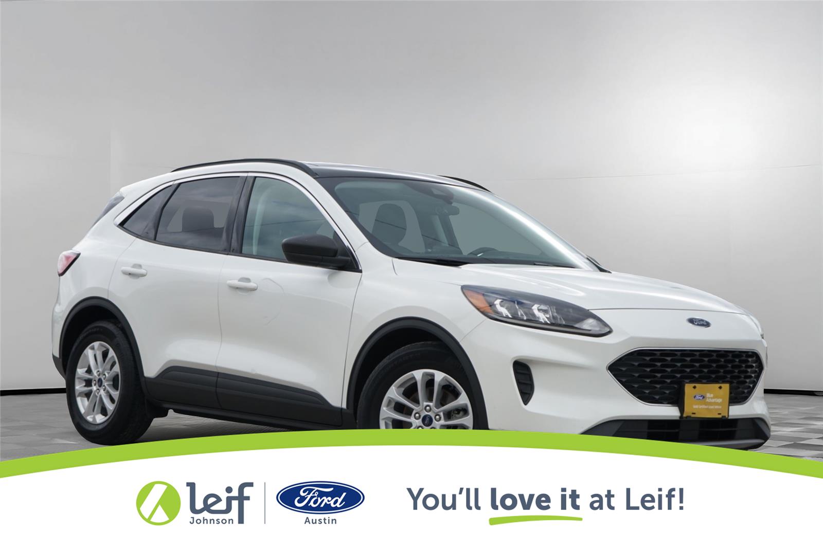 Star White Metallic Tri-Coat 2022 Ford Escape SUV / Crossover Front-Wheel Drive 8-Speed Automatic
