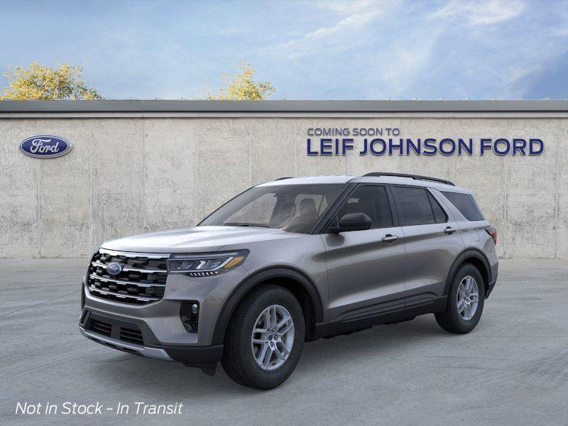 Carbonized Gray Metallic 2026 Ford Explorer SUV / Crossover Rear-Wheel Drive Automatic