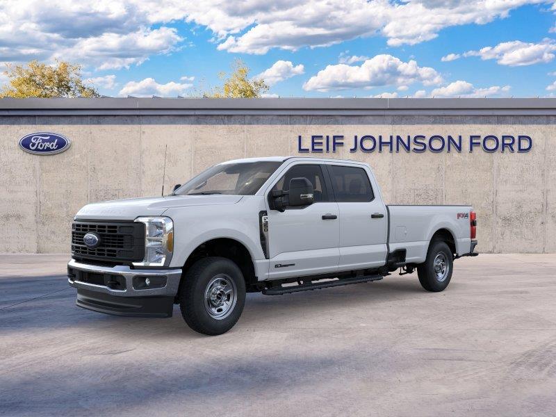 Oxford White 2026 Ford F-350 Super Duty Pickup Truck Four-Wheel Drive Automatic