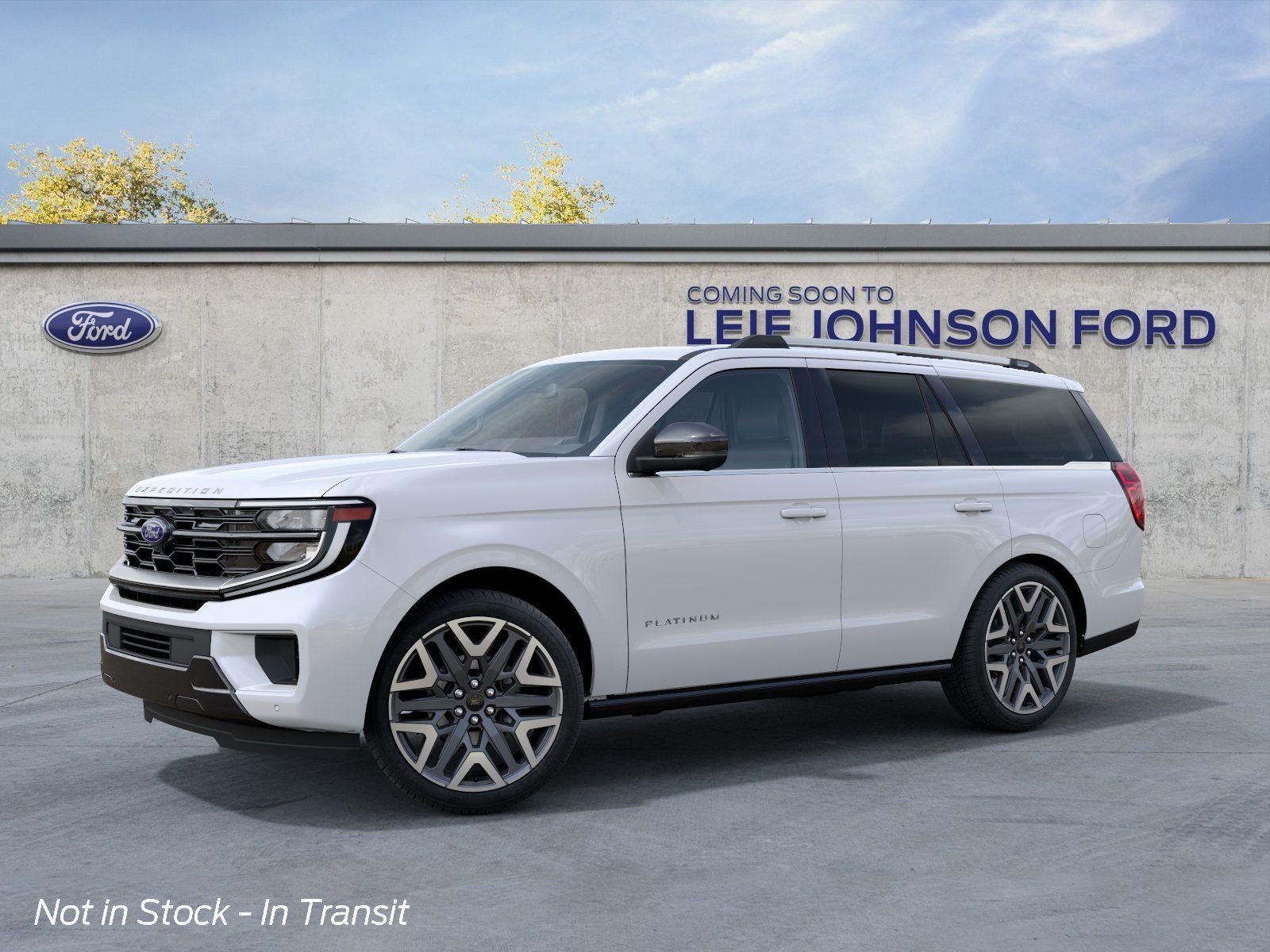 Star White Metallic Tri-Coat 2027 Ford Expedition SUV / Crossover Four-Wheel Drive Automatic
