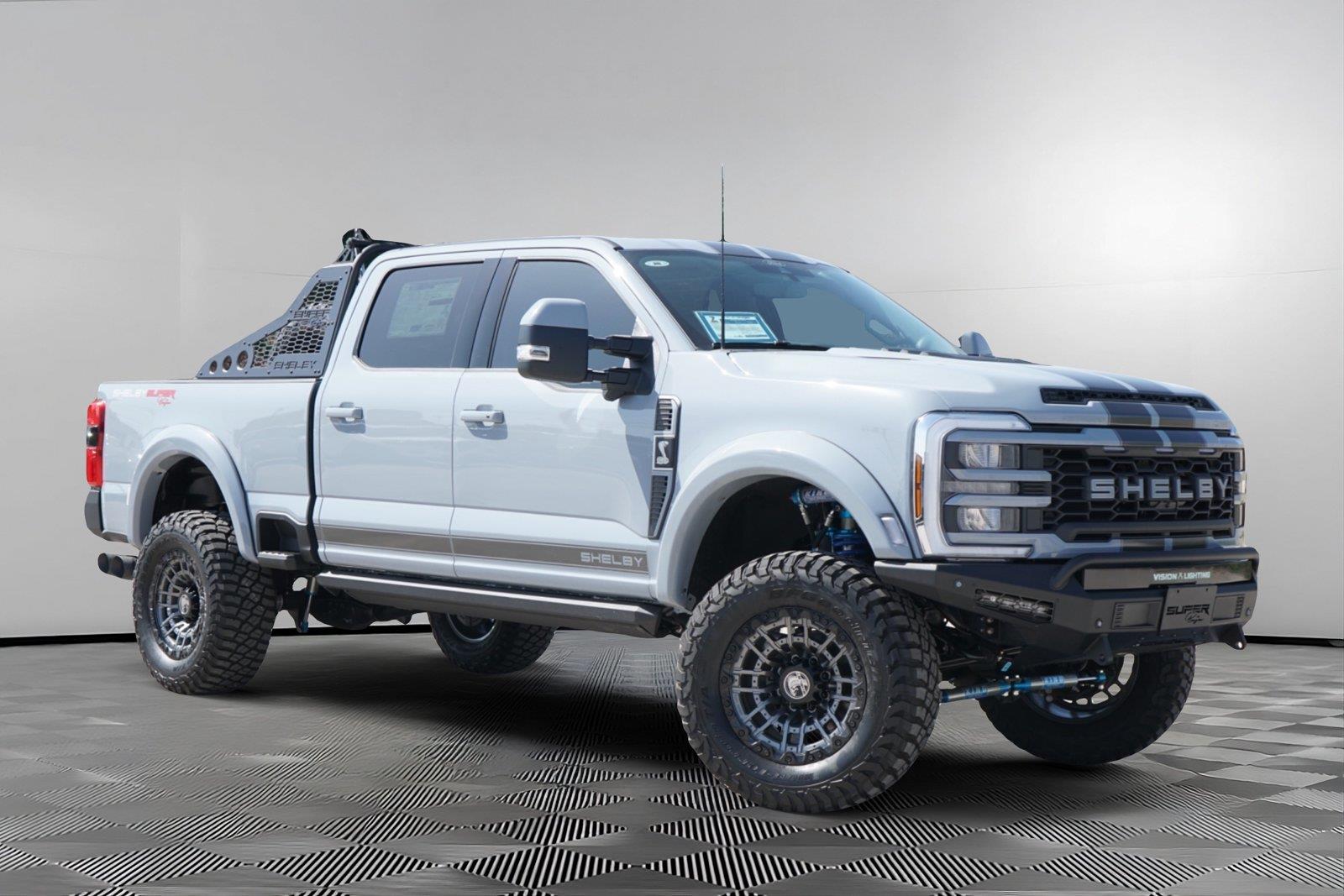 Glacier Gray Metallic Tri-Coat 2026 Ford F-250 Super Duty Pickup Truck Four-Wheel Drive Automatic