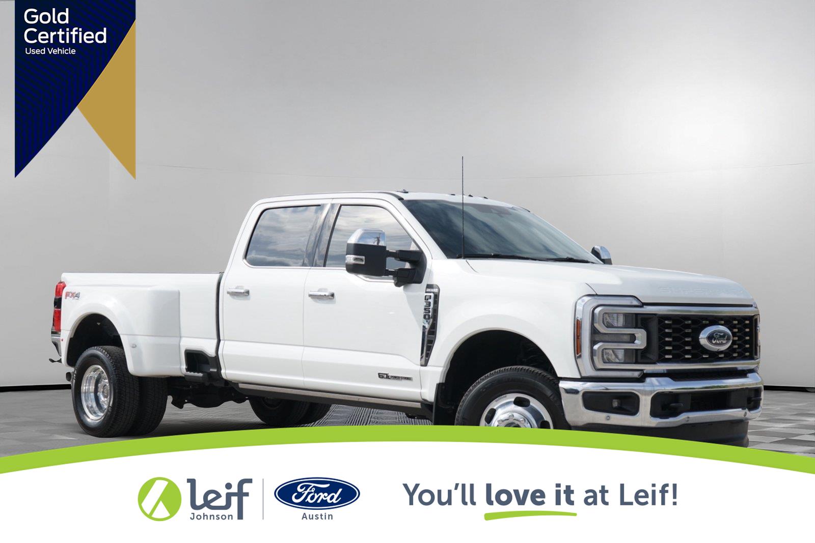 Star White Metallic Tri-Coat 2025 Ford F-350 Super Duty Pickup Truck Four-Wheel Drive Automatic