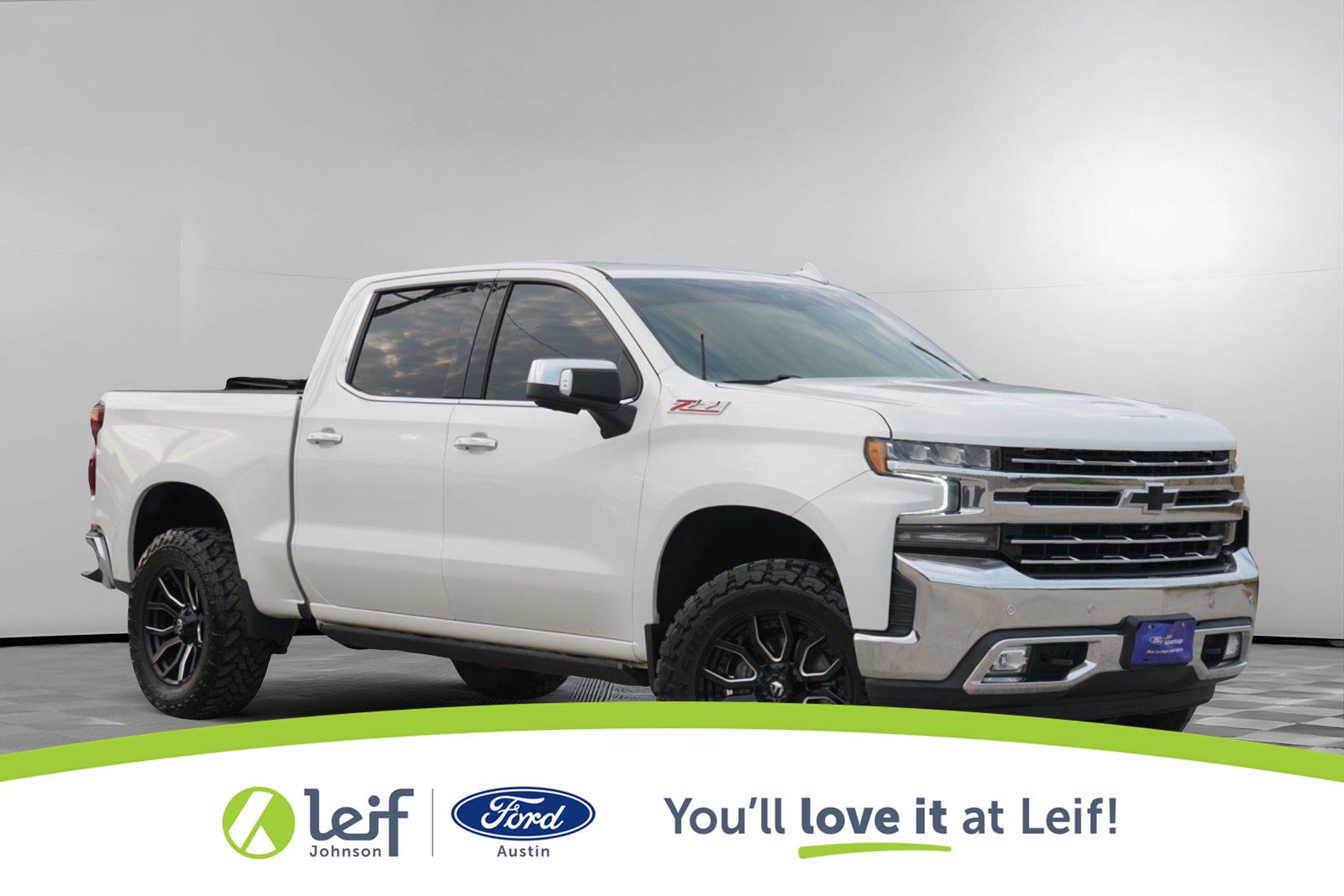 White (Iridescent Pearl Tricoat) 2021 Chevrolet Silverado 1500 Pickup Truck Four-Wheel Drive 8-Speed Automatic