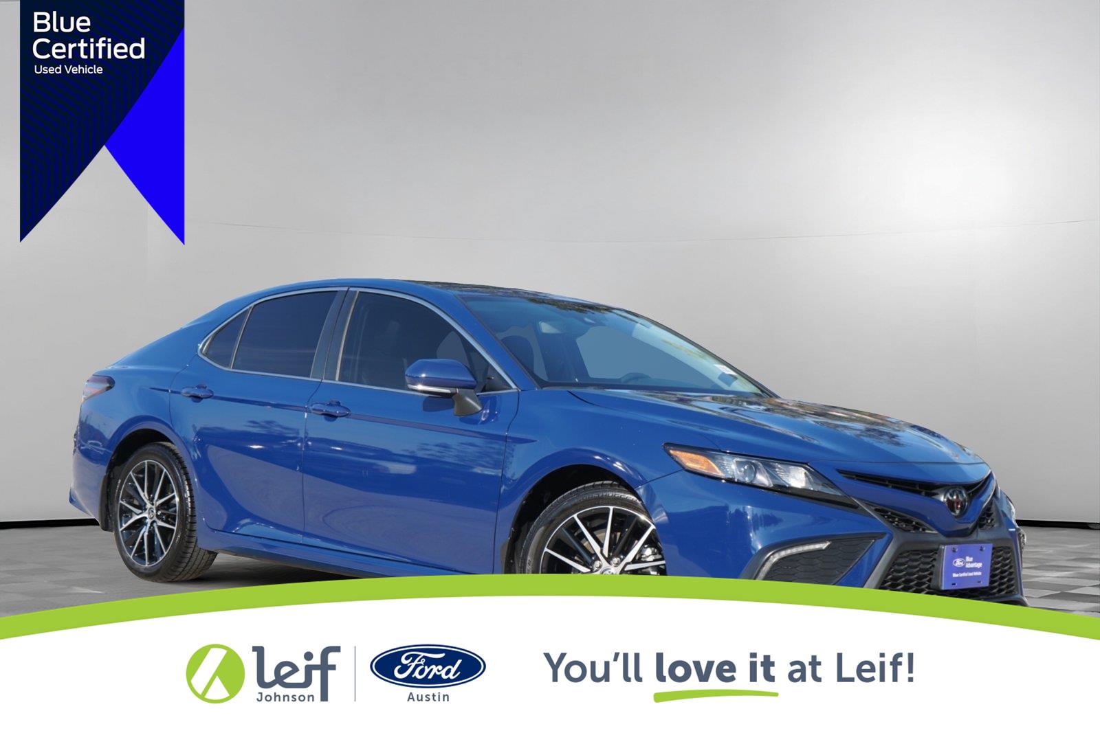 2024 Toyota Camry SE FWD