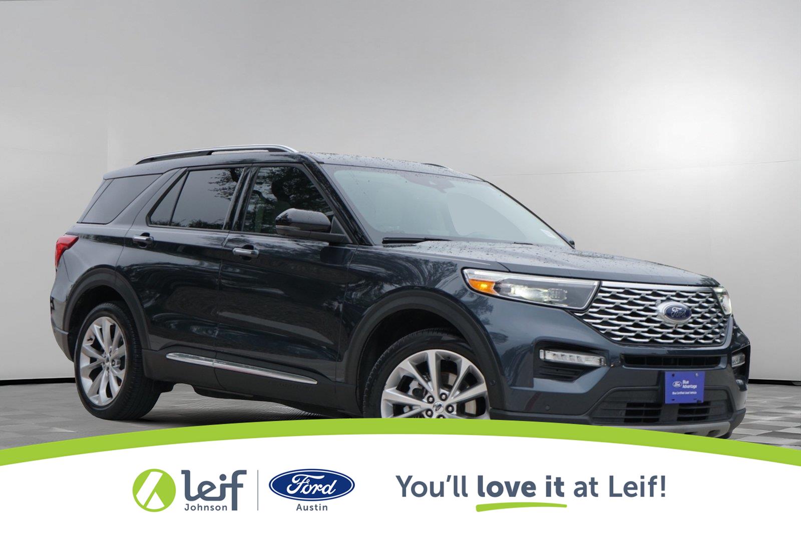 2022 Ford Explorer Platinum AWD   
