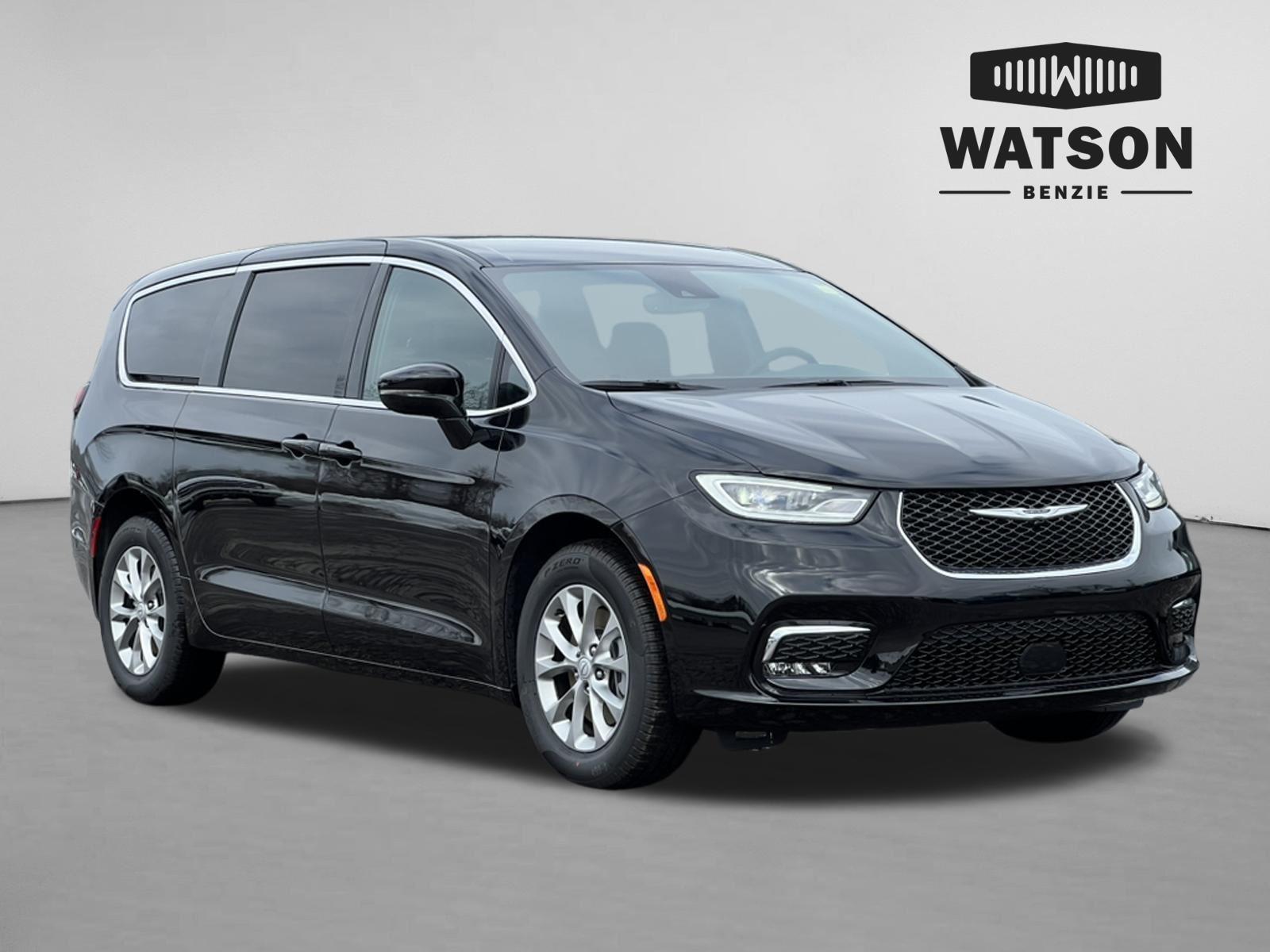 2026 Chrysler Pacifica Select AWD