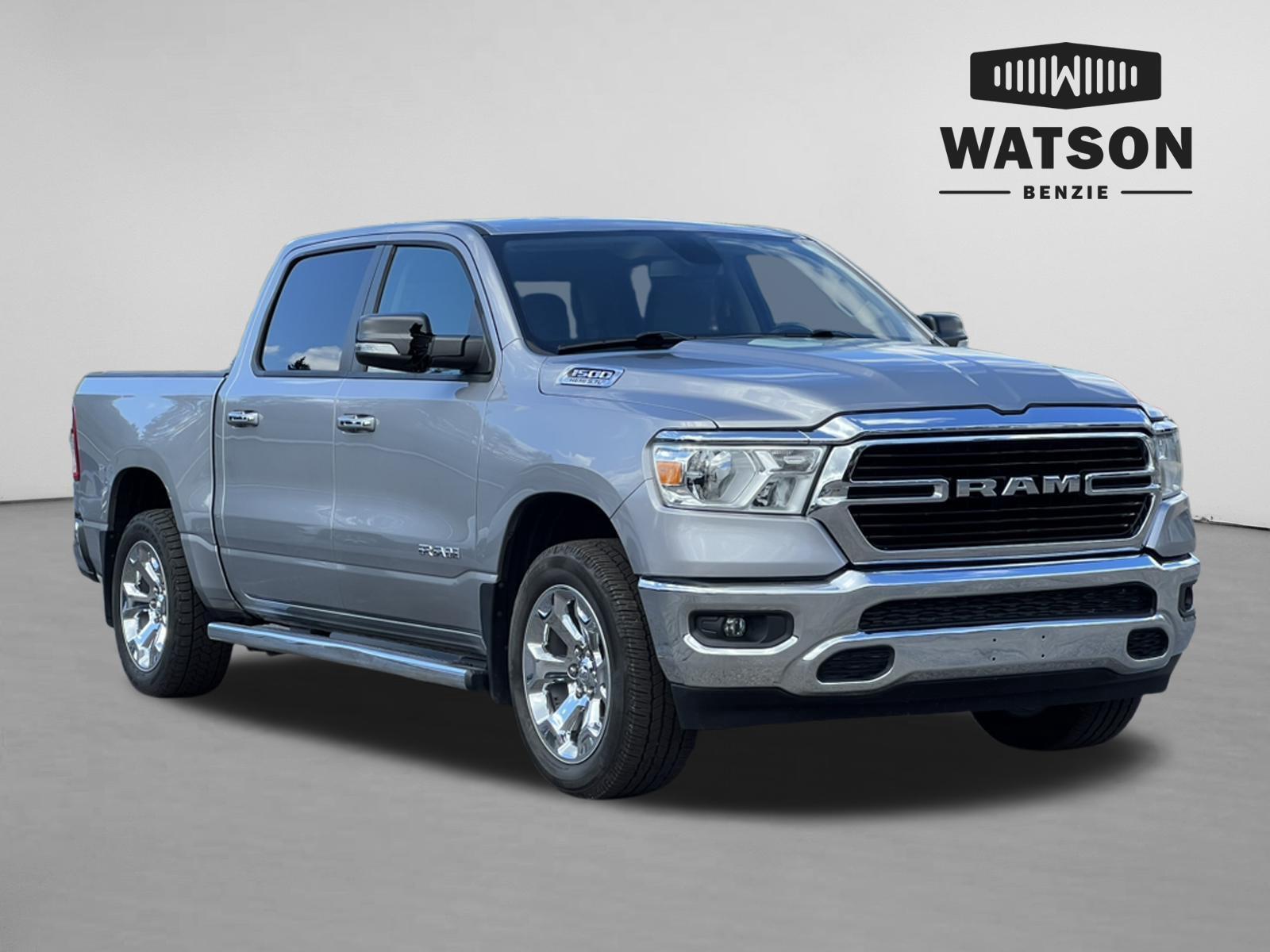 Billet Silver Metallic Clearcoat 2019 RAM 1500 Pickup Truck Four-Wheel Drive 8-Speed Automatic