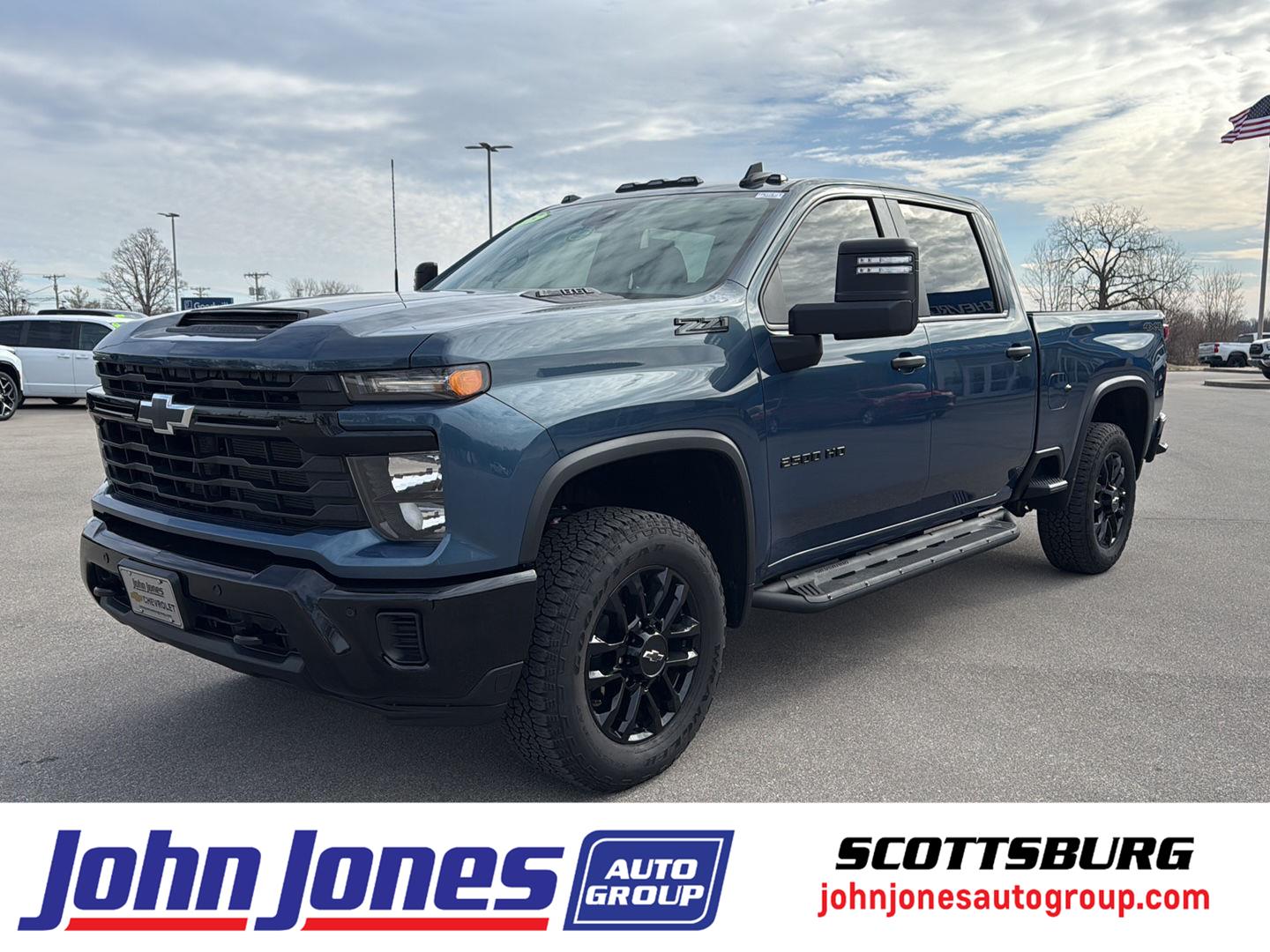 2025 Chevrolet Silverado 2500HD Custom Crew Cab 4WD