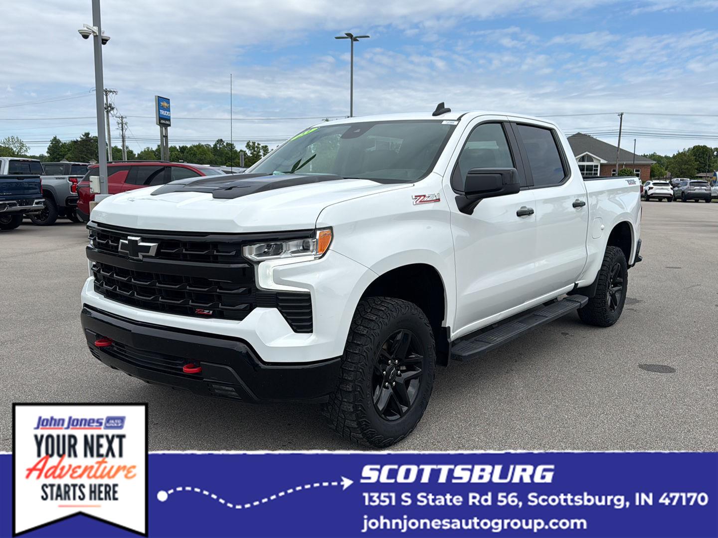 Summit White 2023 Chevrolet Silverado 1500 Pickup Truck Four-Wheel Drive Automatic