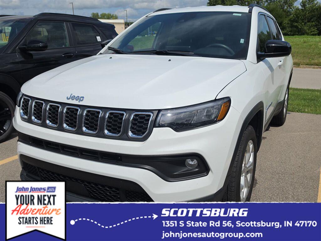 Bright White Clearcoat 2024 Jeep Compass SUV / Crossover Four-Wheel Drive 8-Speed Automatic