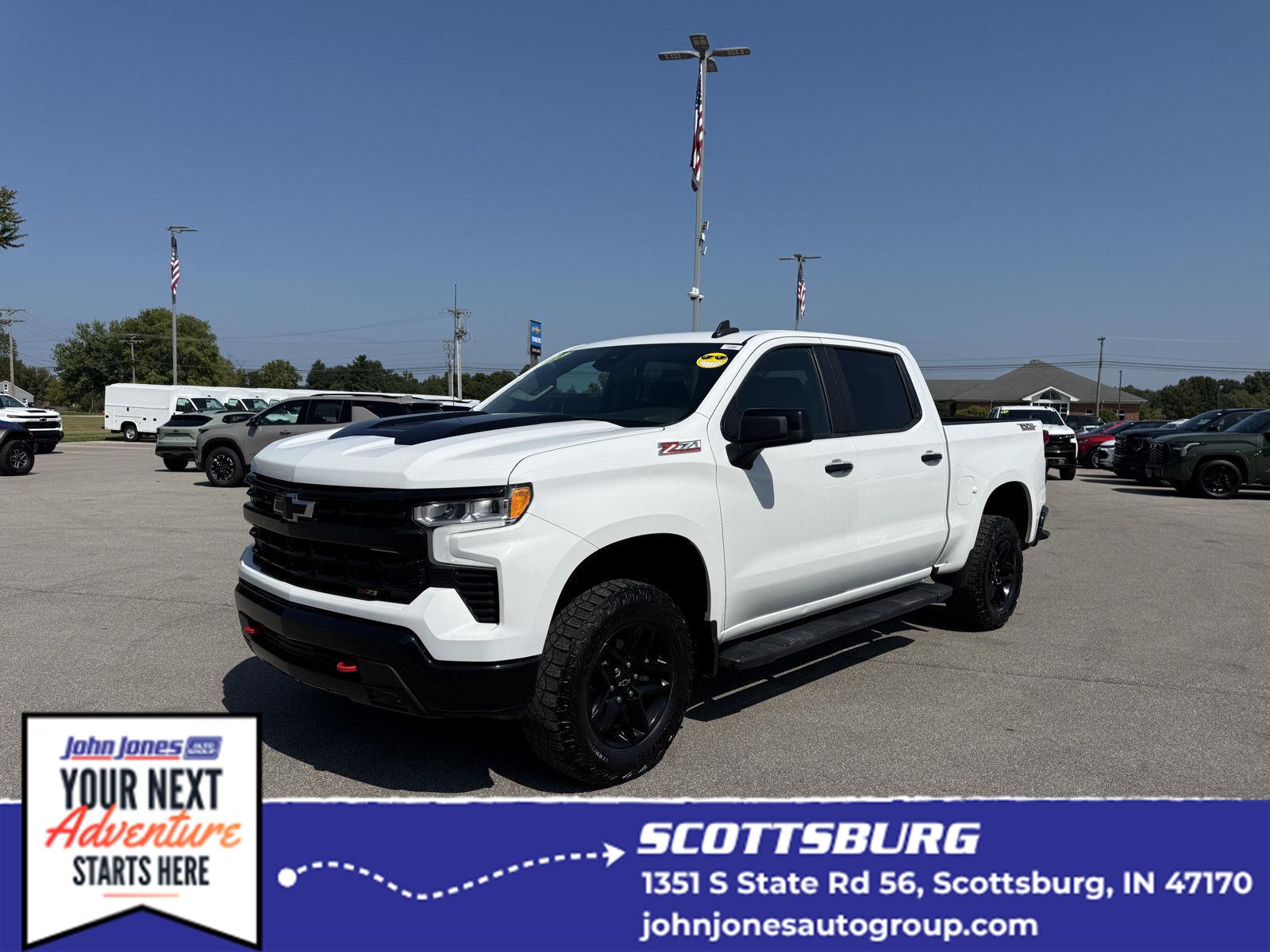 Summit White 2023 Chevrolet Silverado 1500 Pickup Truck Four-Wheel Drive Automatic