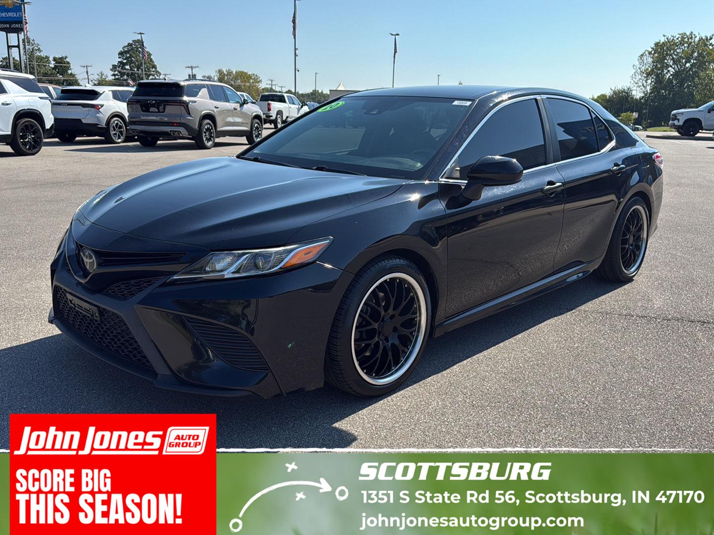 Midnight Black Metallic 2020 Toyota Camry Sedan Front-Wheel Drive 8-Speed Automatic