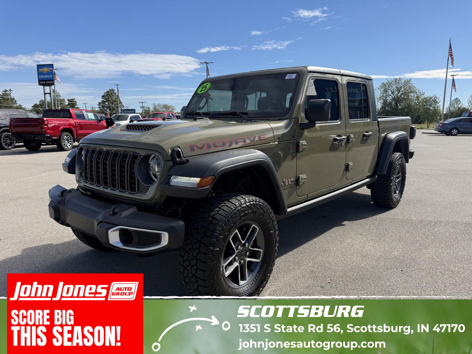  2025 Jeep Gladiator Mojave Crew Cab 4WD   