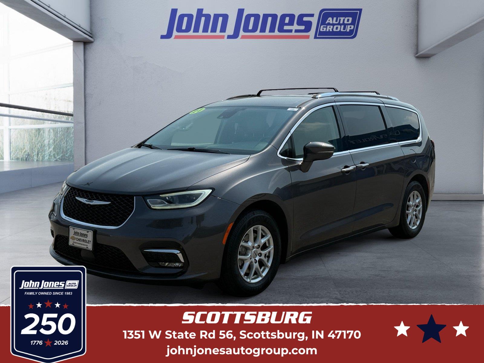 Ceramic Gray Clearcoat 2021 Chrysler Pacifica Minivan Front-Wheel Drive 9-Speed Automatic