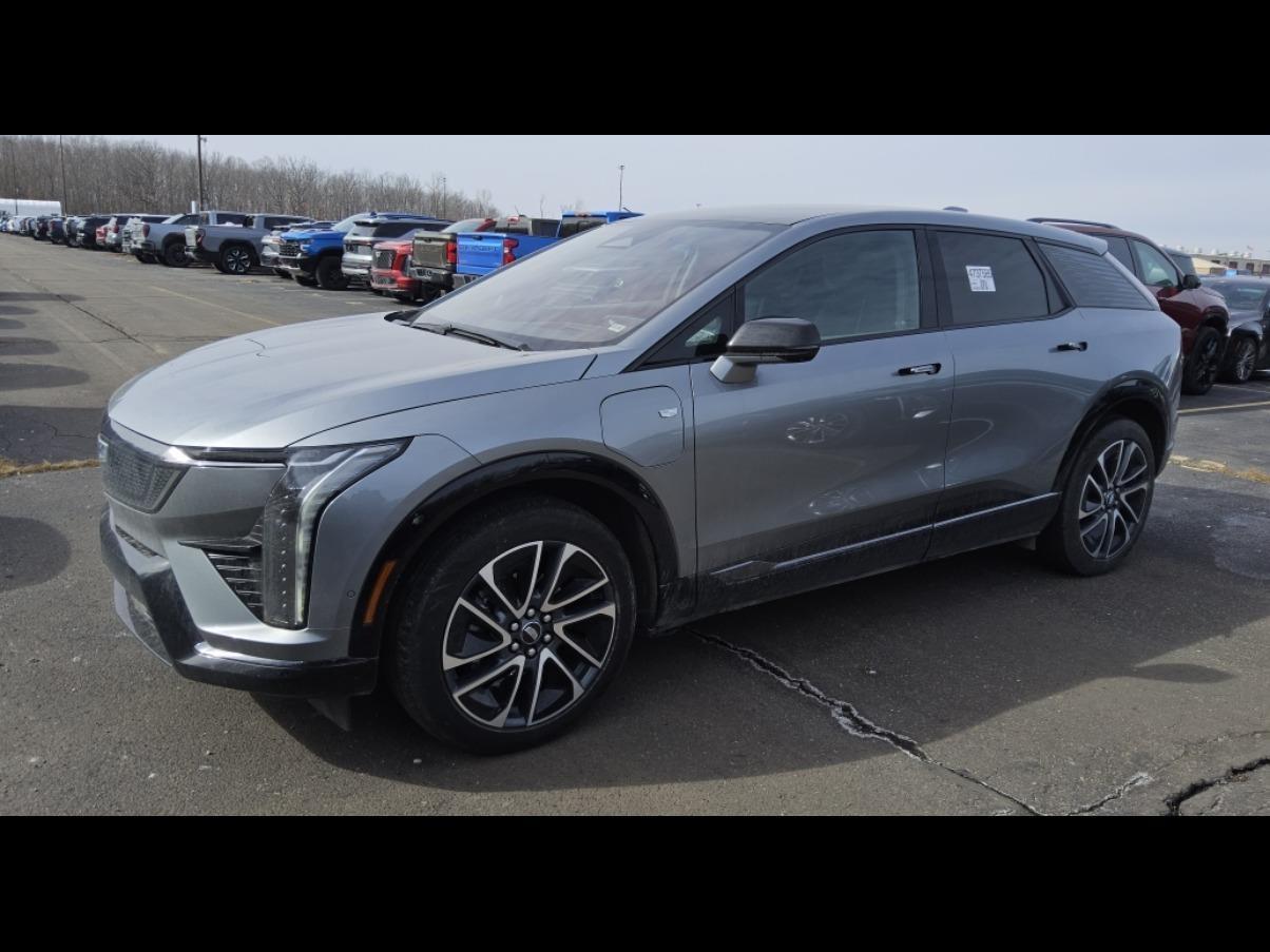 2025 Cadillac OPTIQ Sport 2 AWD