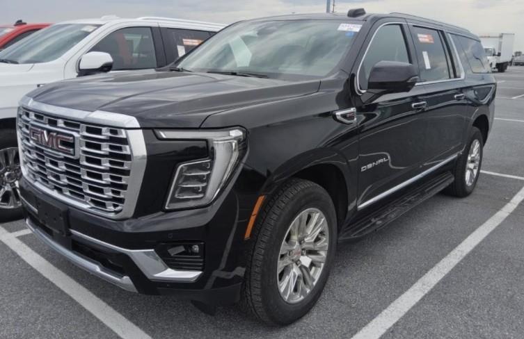 ONYX BLACK 2025 GMC Yukon XL SUV / Crossover Four-Wheel Drive