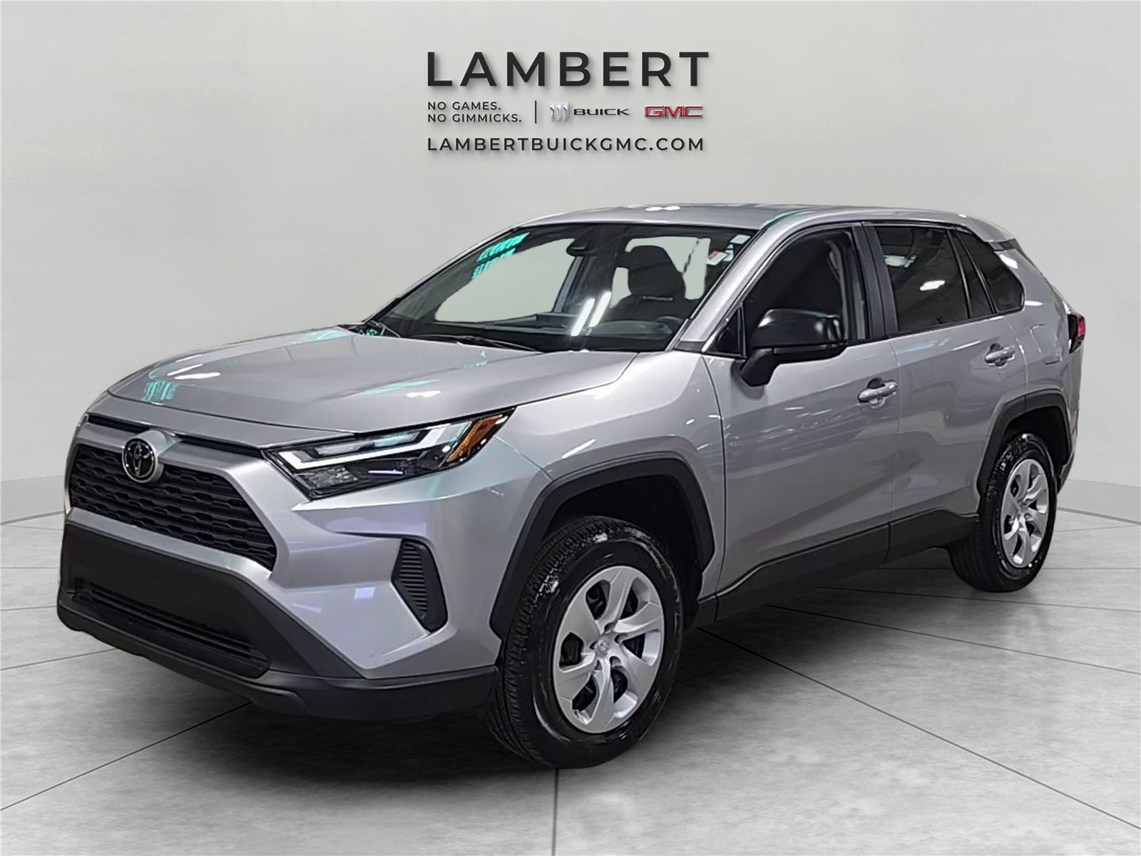 2025 Toyota RAV4 LE FWD