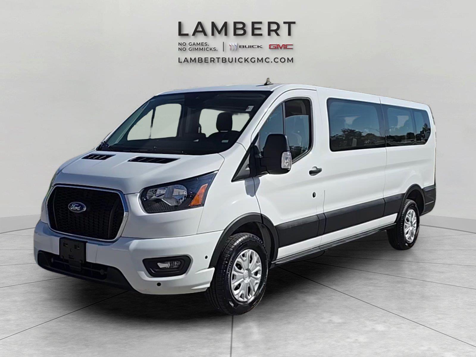 Oxford White 2025 Ford Transit Passenger Van Rear-Wheel Drive 