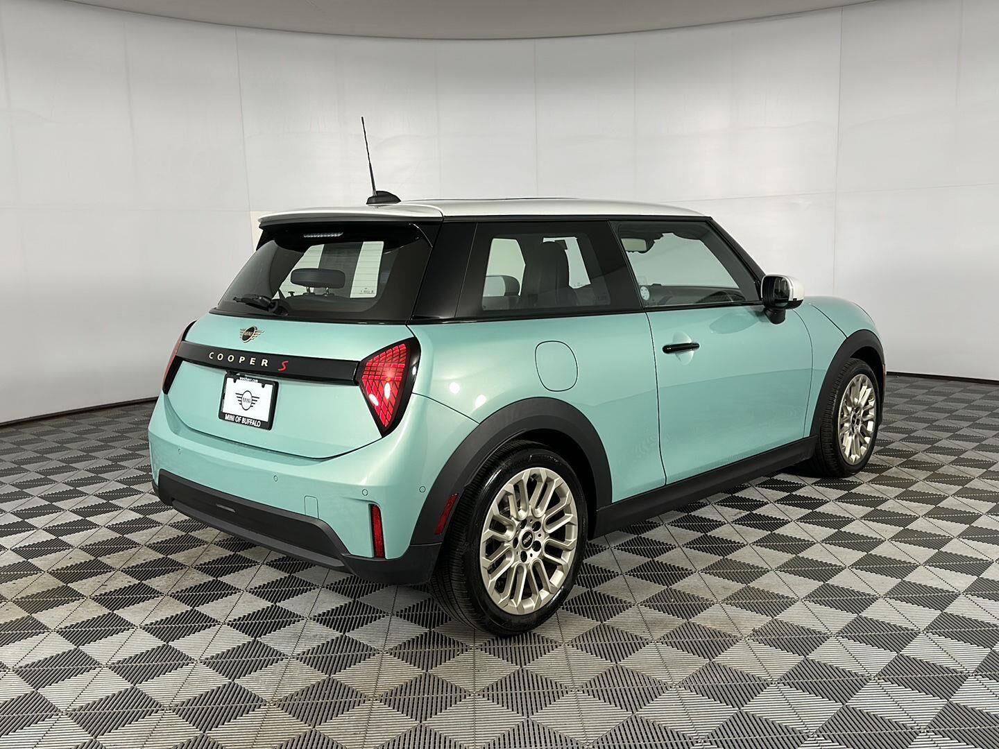 Used 2026 Ocean Wave Green Metallic MINI Cooper S image 22