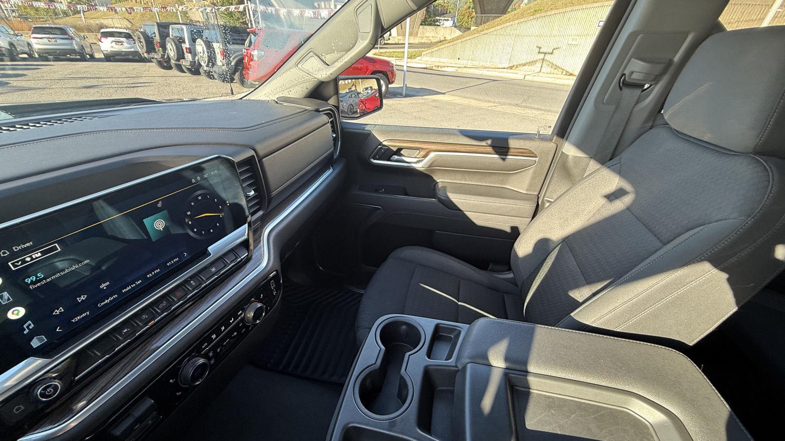 2022 Chevrolet Silverado 1500 RST - Photo 28