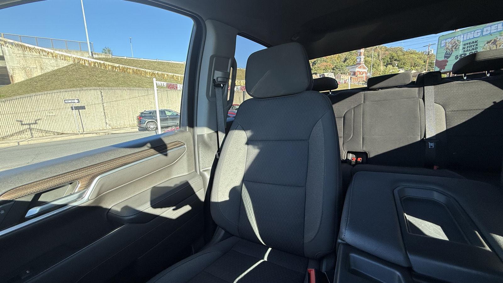 2022 Chevrolet Silverado 1500 RST - Photo 30