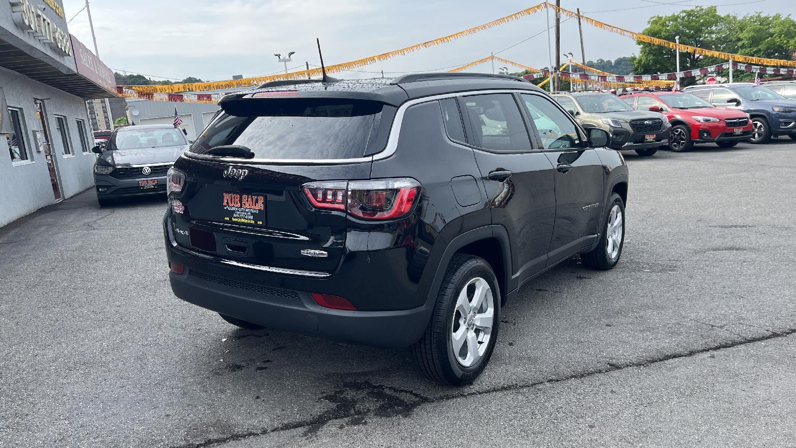 2021 Jeep Compass Latitude Queen City Motors