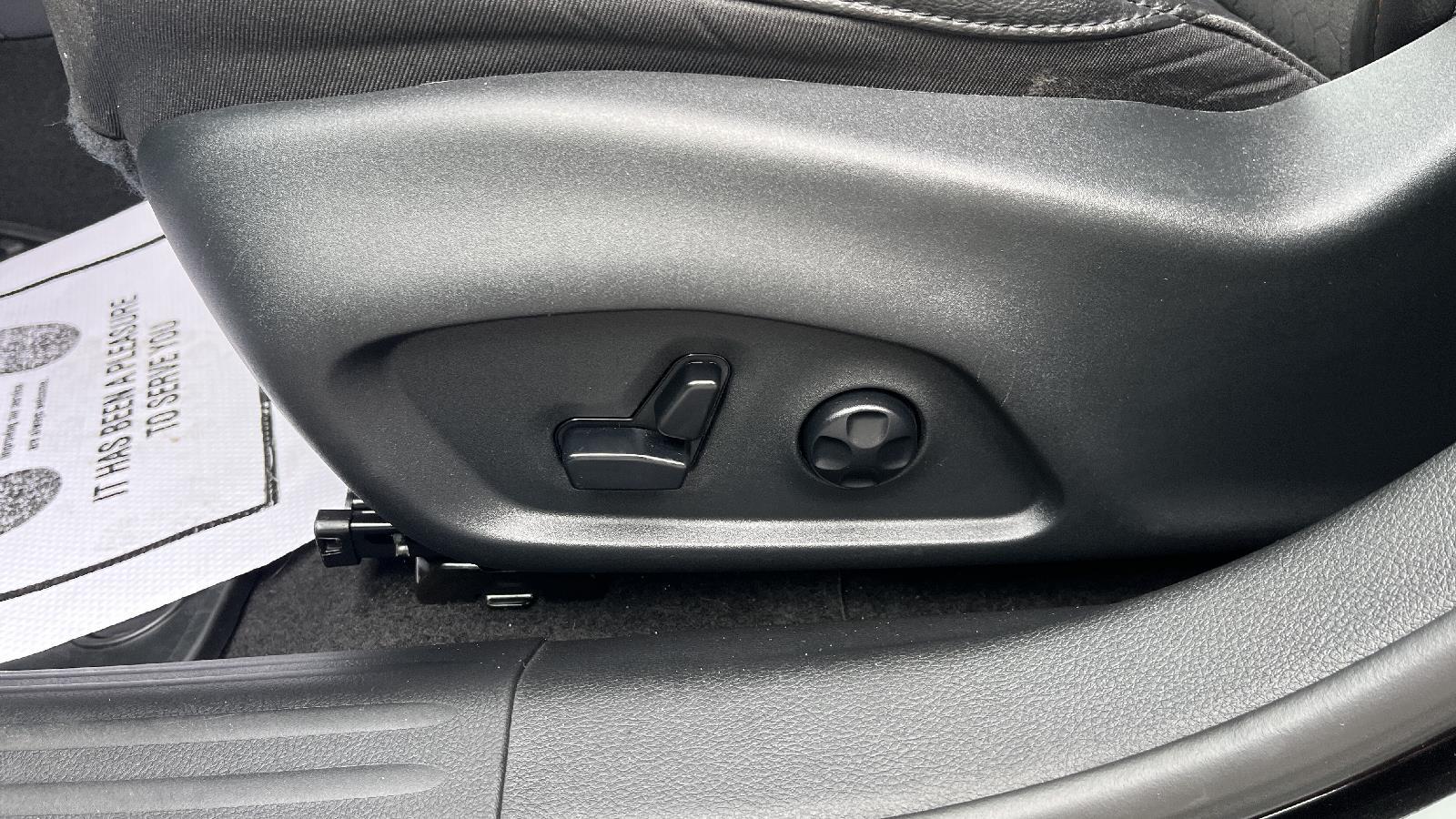 2021 Jeep Compass Latitude Queen City Motors