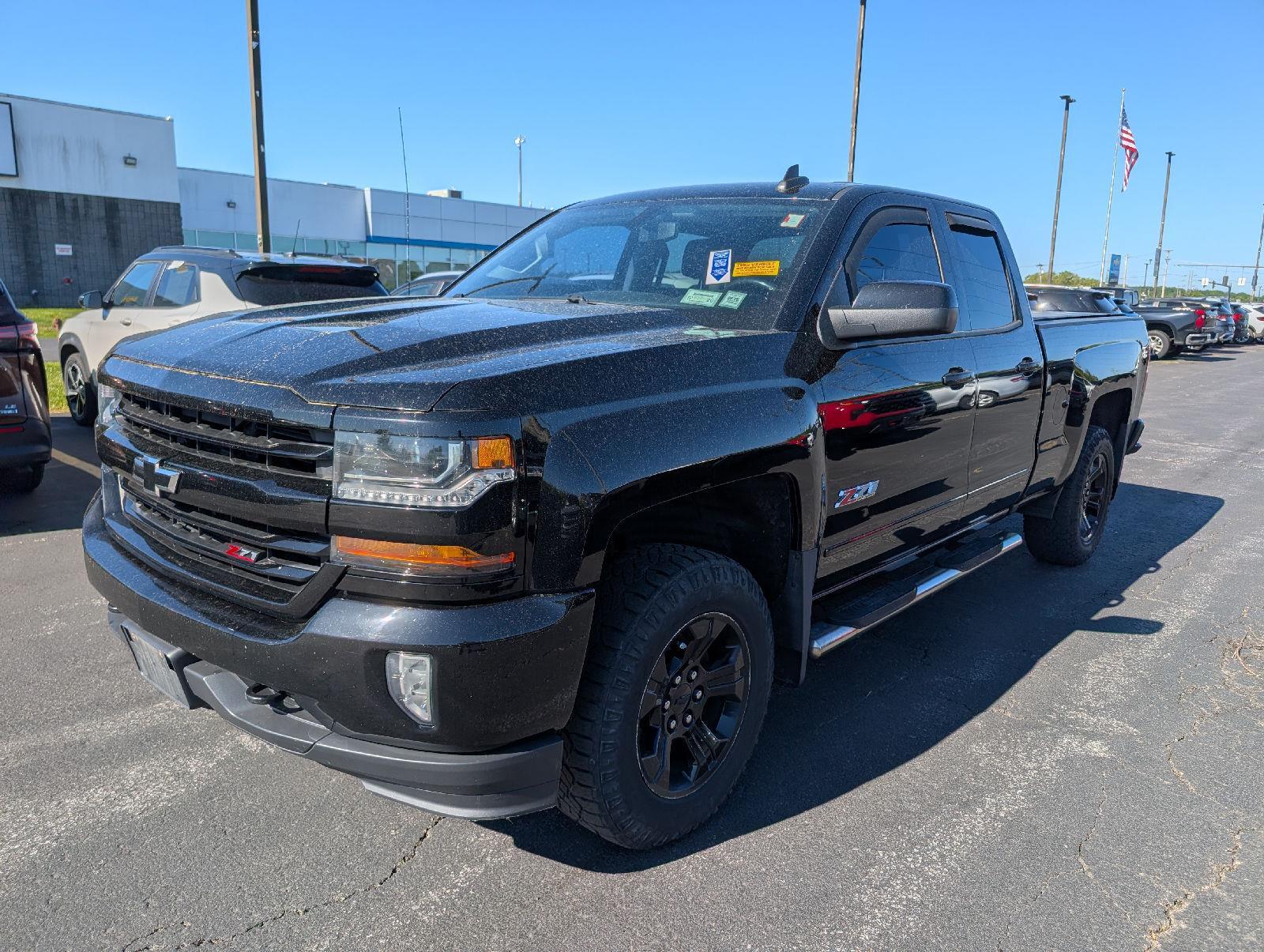 Used 2018 Black Chevrolet LT image 4