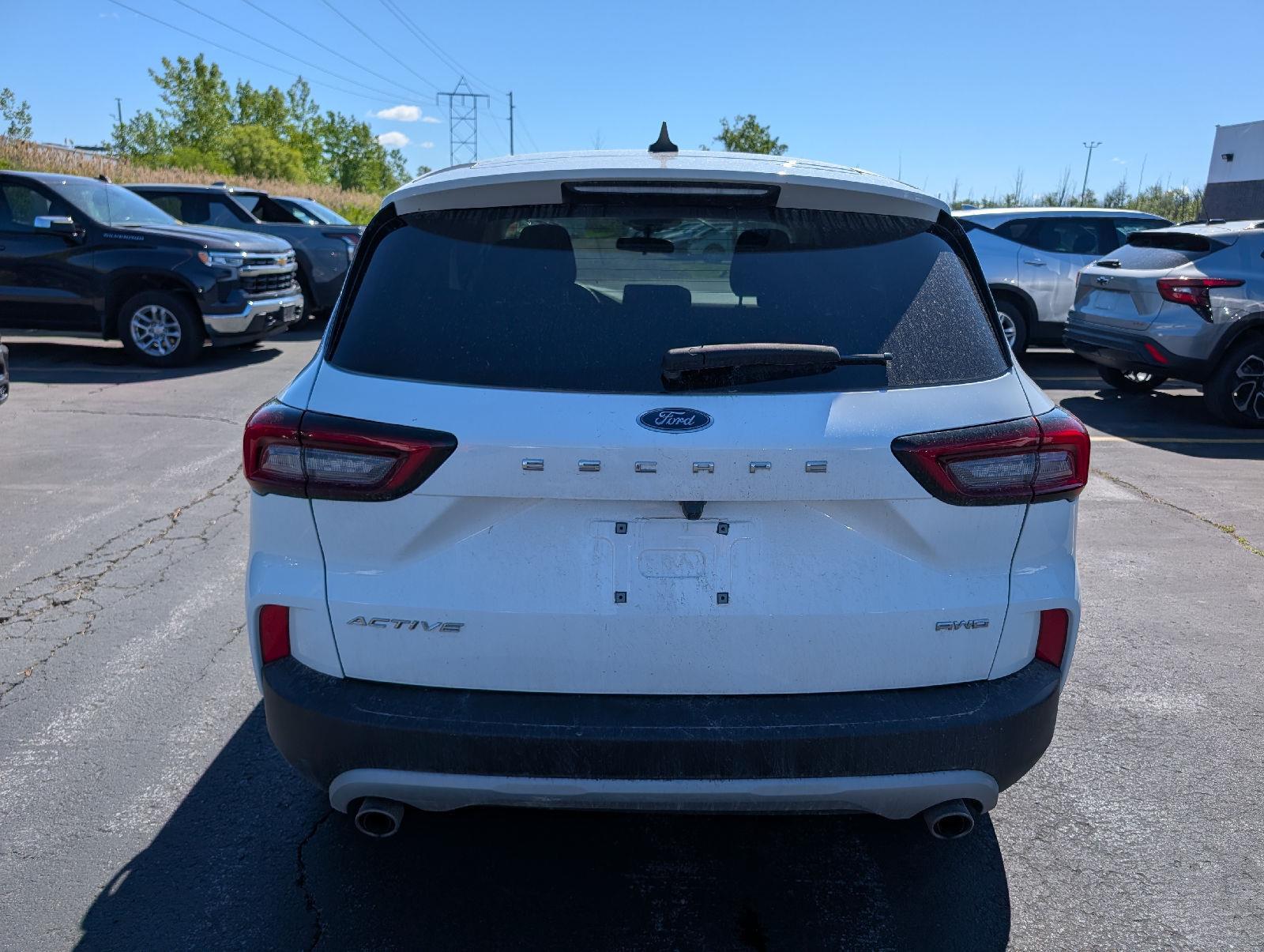 Used 2024 Oxford White Ford Active image 8